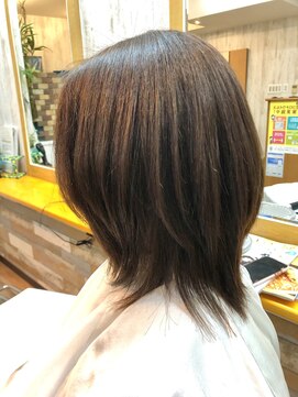 デザインケアアムリット(Design Care Amrit) くびれレイヤースタイル