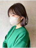 イヤリングカラー_グレージュカラーボブウルフ_ba385382