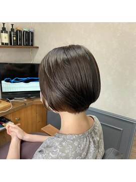 カミケン 清明店(kamiken.) 大人可愛いナチュラル丸みグラデーションボブ【カミケン清明店】
