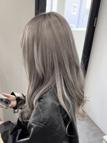 ユウル 横浜(juhl.)&nbsp;グレージュカラー/ハイトーン/ダブルカラー/ホワイトグレージュ