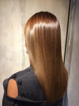 ロナロナ 髪質改善　同時に極上艶々サラサラカラー