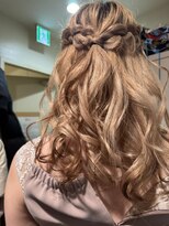 イングリッド&nbsp;編み込みハーフアップ