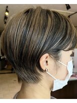 クティエ(Cuthie)&nbsp;ショート/小牧/ハイライト/白髪ぼかし