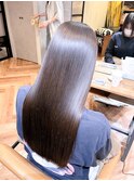 冬ココアベージュ◎小顔大人世代のストレートヘア
