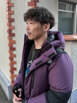 オムファミーユラグ(homme, famille raugh)&nbsp;大人カジュアルな波巻きパーマ