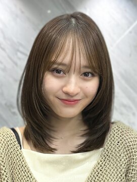 アビーツー(ABBEY2) ハッシュレイヤーボブミディアム内巻きボブミディアムレイヤー