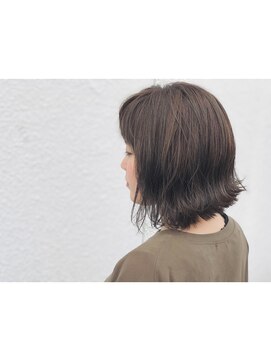 シームリー 千田町店(Seemly) 切りっぱなしボブ