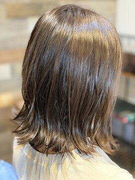 ルアナ ヘアアンドビューティ(Luana hair&beauty) 切りっぱなしボブ