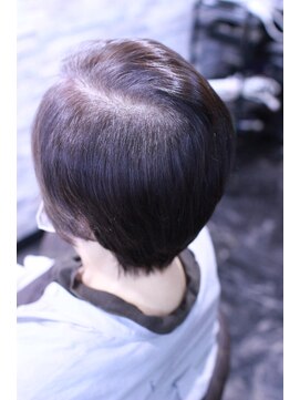 ヴィソップ(V.S.O.P) パーマなくてもボリュームが出たスタイル(70代 浦川町 主婦)