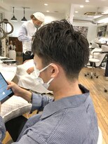 ヘッズ 本八幡店(HEADS)&nbsp;MEN'S HAIR  センターパート　ツイストスパイラル　コンマヘア