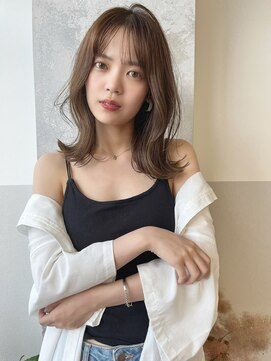 ウム(umu.) ナチュラルくびれヘア