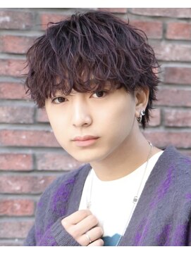 オーシャントーキョーウエスト 心斎橋 (OCEAN TOKYO WEST) ツーブロック波巻きパーマメンズマッシュ