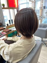 スタジオ アルファプラス 日暮里店(studio α+)&nbsp;ステップボーンカットカットボブショートハイライト白髪ぼかし