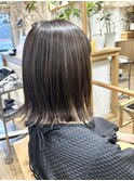 ダブルカラーショートボブインナーカラーハイライトケアブリーチ