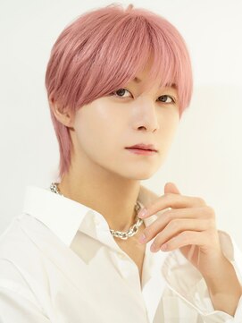 アクロス 原宿(AKROS) 韓流ウルフ×フェミニンピンク