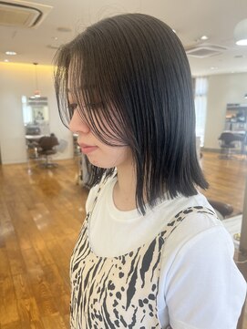 ベンチ(bench) ぱつっとボブ×透け感グレージュ