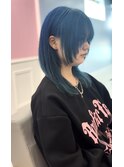 ハイトーン/寒色系カラー/ブルー/青髪/レイヤーカット