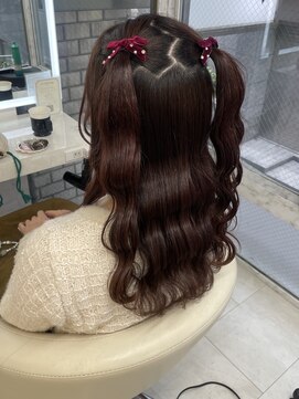 アイトーキョーエス 渋谷(AI TOKYO S) ハーフツイン/ツインテール/ウェーブ巻き/ハーフアップ/渋谷