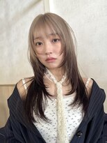 パーク(PAAQ)&nbsp;ブリーチ/ルーツカラー/レイヤーカット/ミルクティーベージュ