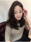暗髪グレージュカラー 耳掛けミディー
