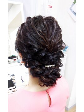 ヘアセット専門店 ナゴミ 渋谷店(nagomi) 下目のアップスタイル