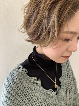 ヘアーレクスアリイ(Hair Lex Alii) ショートとハイトーンカラー