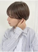 大人かわいいくすみカラーシアーベージュマッシュショートボブ