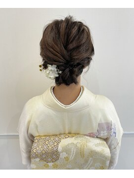 ムエベ(MUEBE) お着物ヘアスタイル