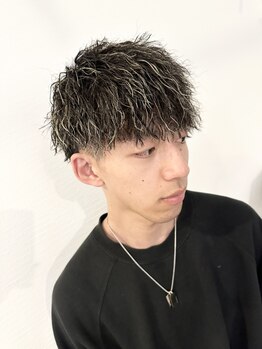 ＜メンズ限定クーポン多数＞流行のサイドグラデやフェードカットなら《BARBER May shen》にお任せ下さい！