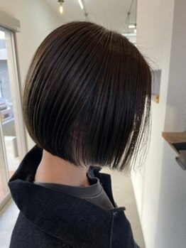ドアヘアプラス(DooR hair+)の写真/【大人女性】に圧倒的人気！ケアとカットに特化したサロンで年齢とともに変わるお悩みにアプローチ◎