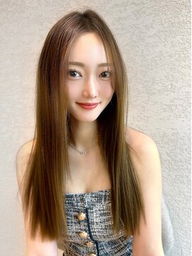 ロンドアリシア 金山(Lond Alexia) 20代30代 レイヤー グレージュ 髪質改善 縮毛矯正 1013