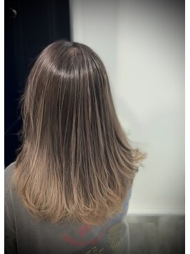 ピリオド 蒲田(Period.) 【西川】バレイヤージュ/ハイライト/髪質改善/蒲田美容室