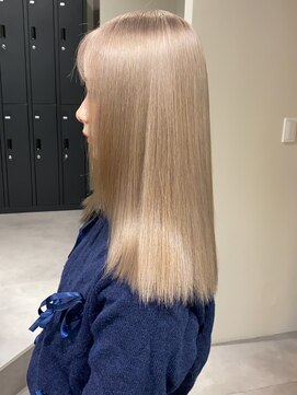 ベレーザ 渋谷(BELEZA) 11760髪質改善金髪ホワイトブロンドマロンベージュストレート