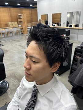 モノ(mono) スパイキーショート