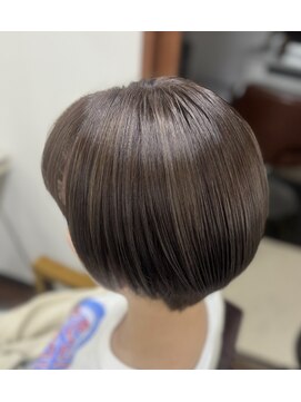 ヘアメイク フェイス(hair make faith) 髪質改善カラーで艶髪ショート