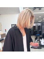 ノア(NOA by KENJE) ブロンドカラー.