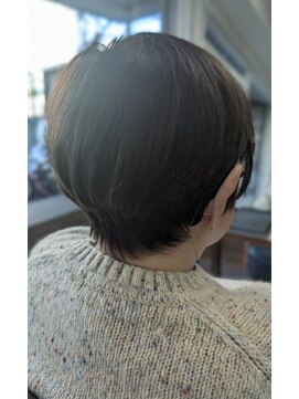 ショートヘア