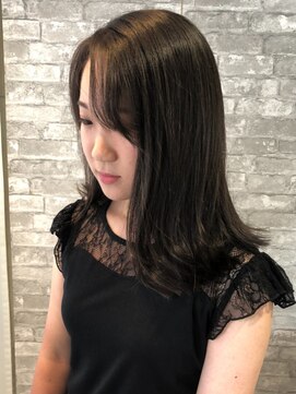 マニス(manis) 黒髪暗髪ナチュラルストレート外ハネセミディ20代30代40代