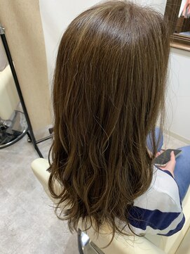 ハグヴィアン(HUG BIEN) オリーブベージュ