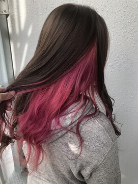 カプア 仙台駅前店(Kapua) インナーカラー 抜け感ヘア ピンクカラー ケアブリーチ