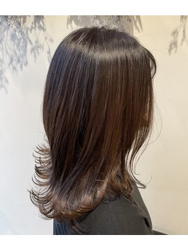 シャンプーボーイ セントラル 博多(SHAMPOO BOY central) シャドウルーツ