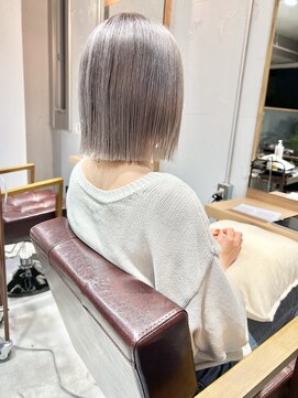 ラミエ バイ メルト 吉祥寺(lamie by melt) 【滝田】ラベンダーグレー 切りっぱなしボブ 似合わせカット