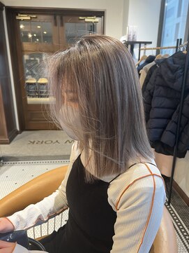 リバレッジ 広尾(Leverage) ハイトーン切りっぱなしロブ