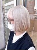 色落ち綺麗なホワイトブロンド
