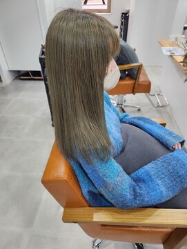 シーバイトリコ 市川(SEA by tricot) オリーブベージュ