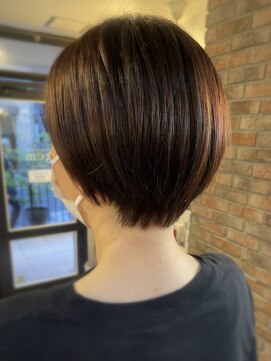 トータルビューティ ジェム バイ ヘアタイム(TOTAL BEAUTY gem by HAIR TIME) ナチュラルショートヘア