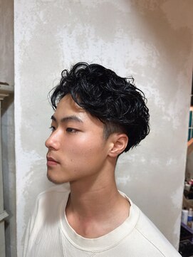 エイミーバイアフロート(amie by afloat) 【伊藤指名限定】刈り上げセンターパート×強めニュアンスパーマ