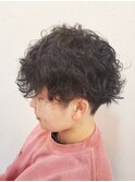 刈り上げショート×スパイラルパーマ