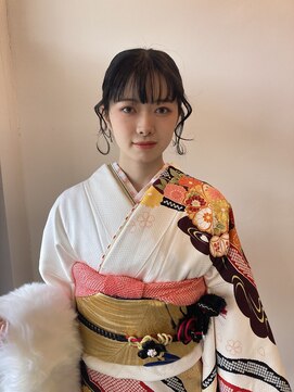 ヘアーアンドメイクアップモパ 成人式ヘア