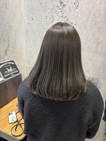 シーインフィニート(C∞) アッシュグレイカラー
